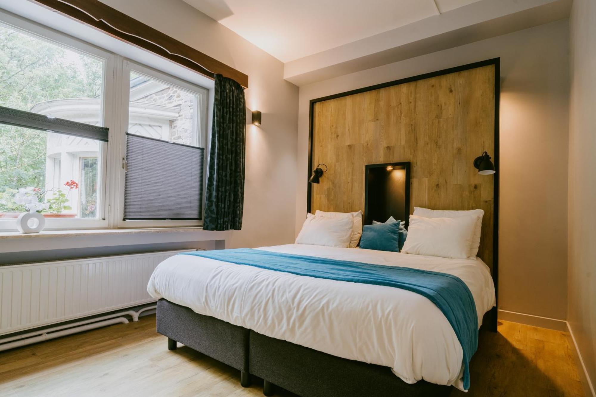 Hotel L'Eau Vive Врес-сюр-Сьомоа Екстериор снимка